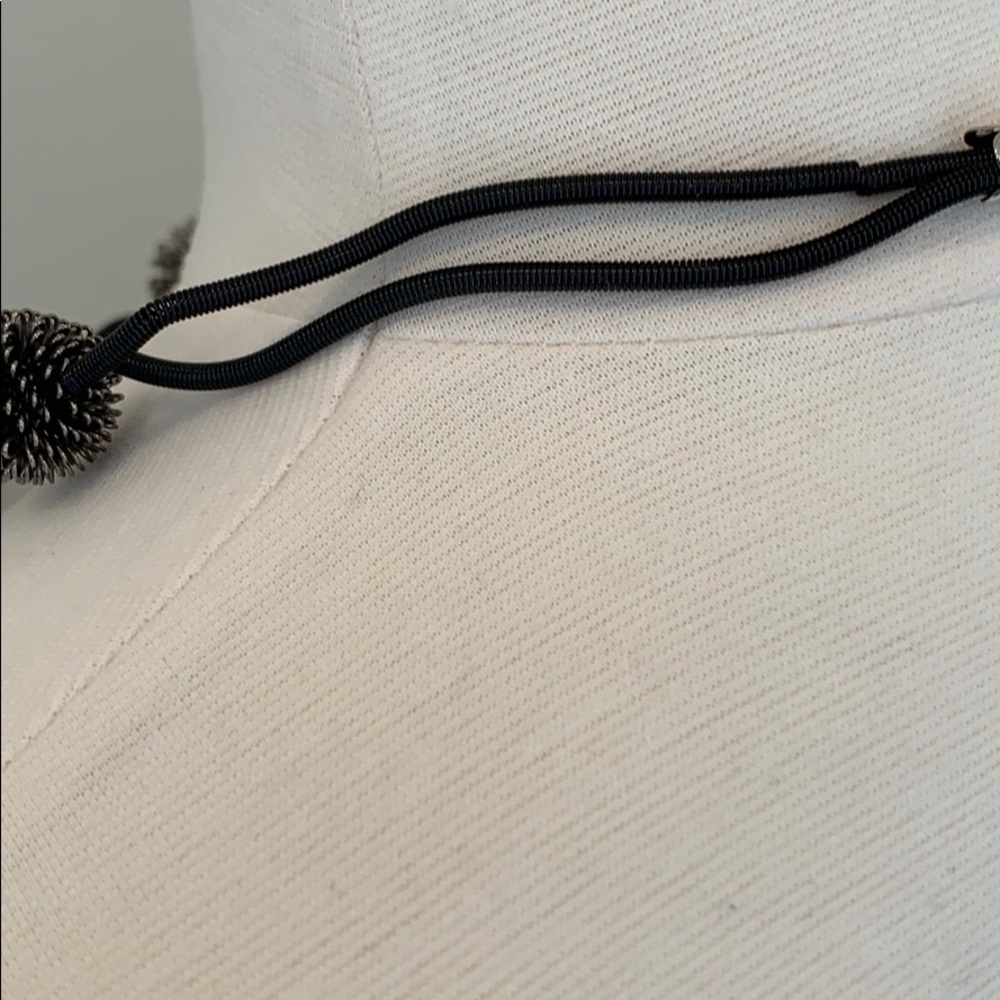 Necklace - Picture 5 of 6